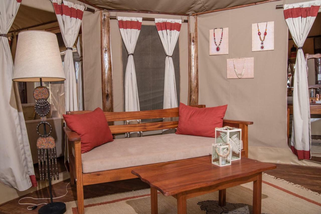 Elephant Bedroom Camp - Samburu Archers Post Exterior photo